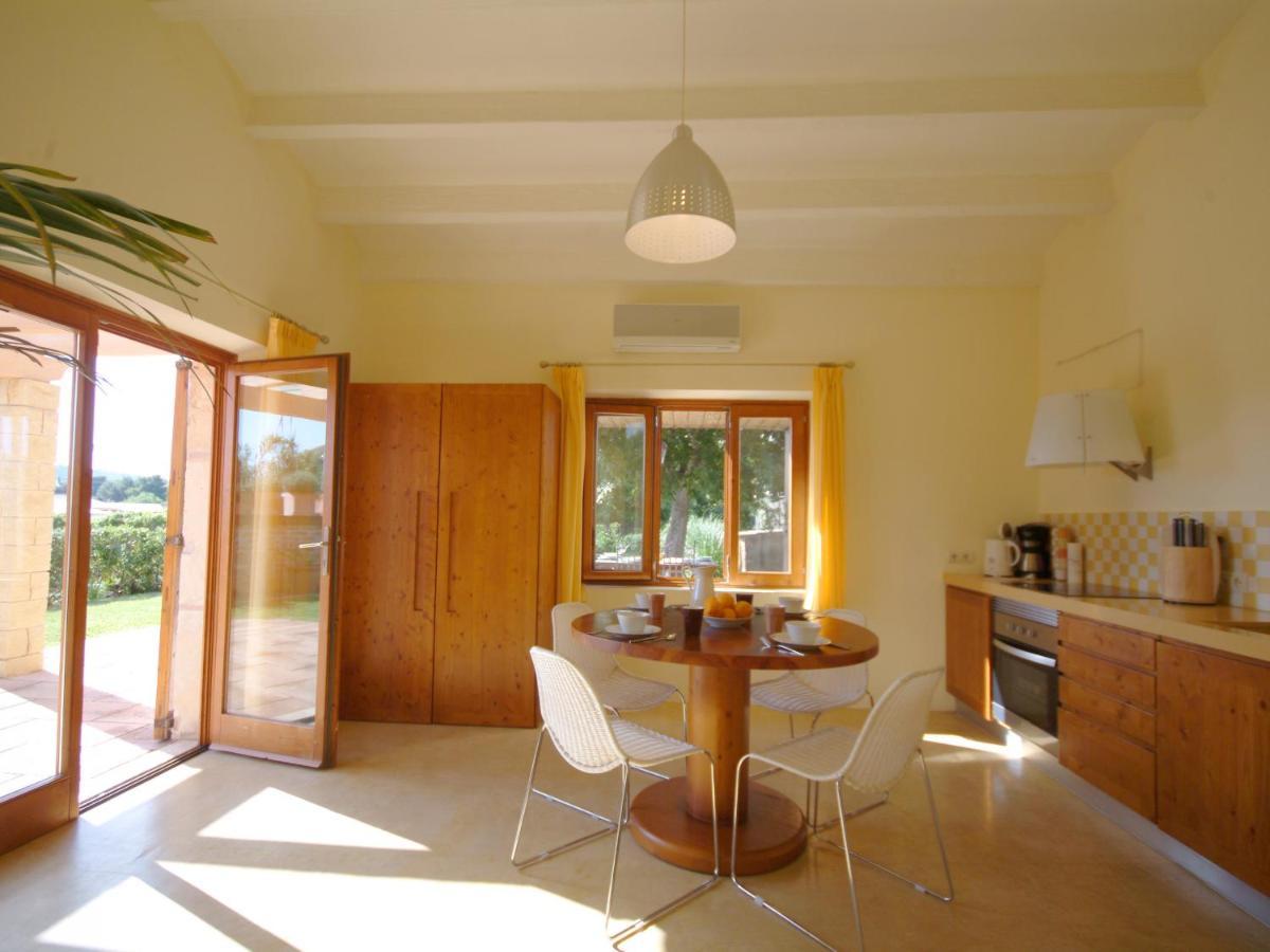 Villa Barcares Petit, Piscina, Jardines Junto A Playa En Alcudia Exterior photo